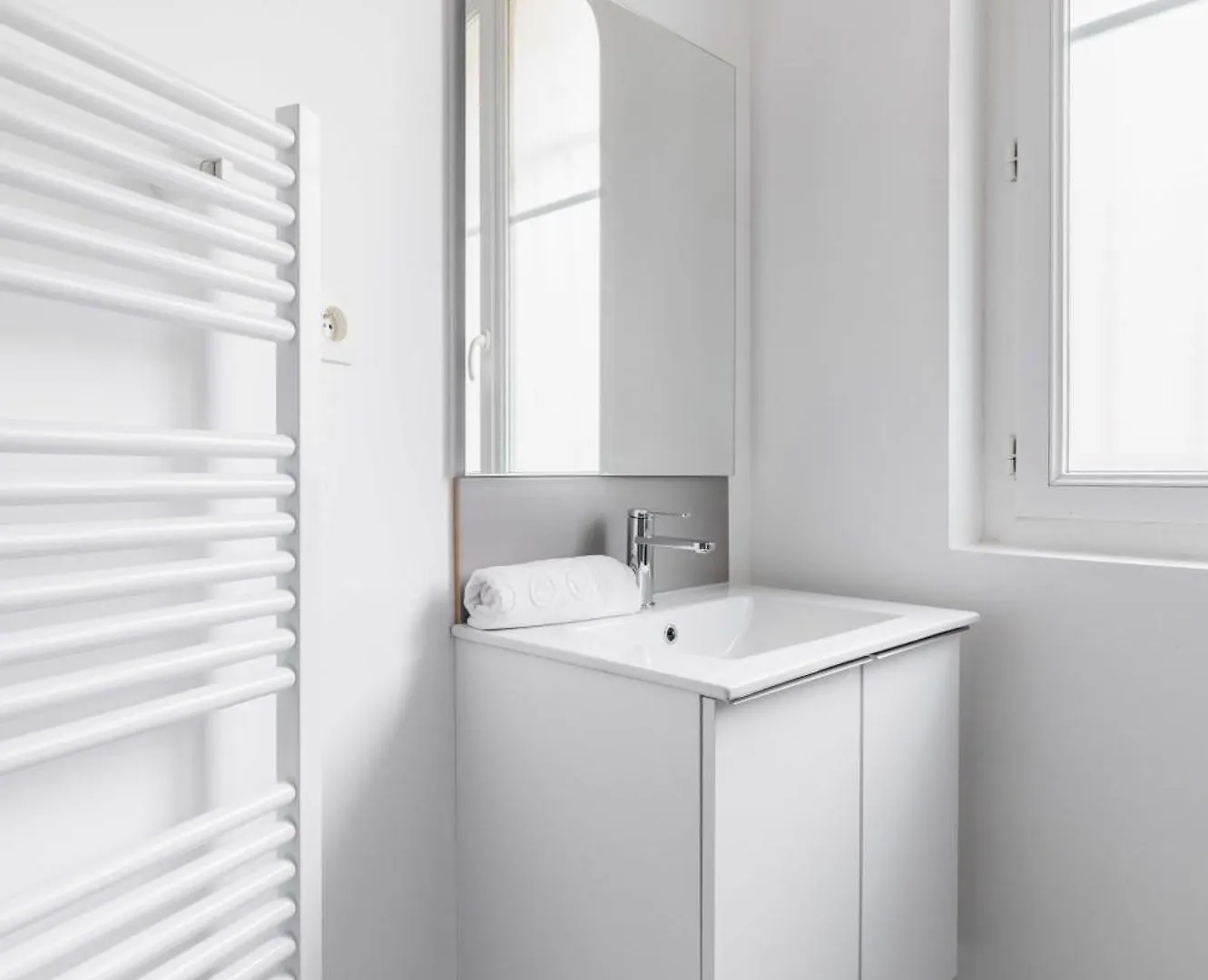 Appartamento 2 Pieces Refait Neuf Centre Paris - Paris 19 - 4P - Flat-Guest Francia